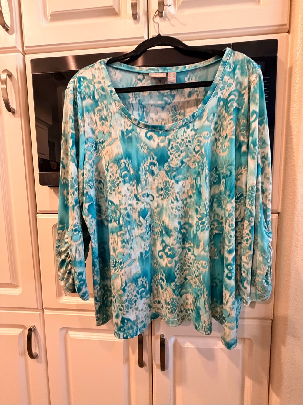 Chico's Turquoise and White Patterned Scoop Neck Long Sleeve Top